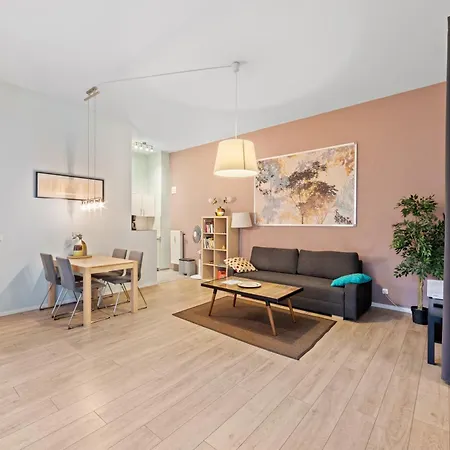 Apartment Uthman Berlin-Neukoelln